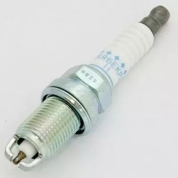 Свеча зажигания NGK Laser Platinum с платиновым электродом, арт. BKR6EKPB-11