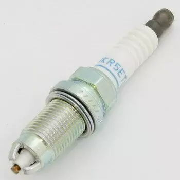 Свеча зажигания NGK Standard с никелевым электродом, арт. BKR5ETUA
