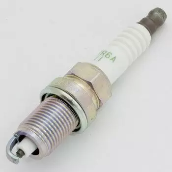 Свеча зажигания NGK V-Power с никелевым электродом и выступающим запальным концом, арт. ZFR6A-11