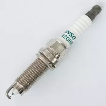 Свеча зажигания Nissan с иридиевым электродом, арт. FXE20HE11 / DILZKAR6A11