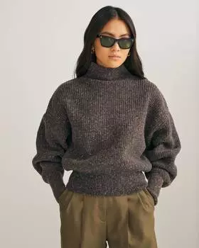 Укороченный джемпер с воротником-стойкой (М)