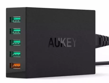 Сетевое зарядное устройство Aukey PA-T15 (Black)