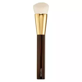 Shade And Illuminate Foundation 2.5 Кисть для нанесения тональной основы