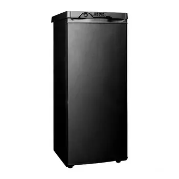 Морозильная камера Саратов 153 черный