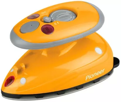 Утюг Pioneer SI1010