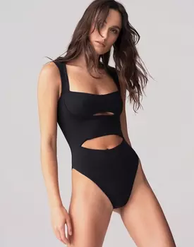 Сплошной купальник ID352