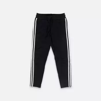 Брюки с лампасами