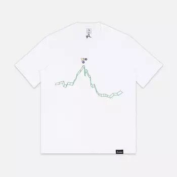 Футболка с вышивкой