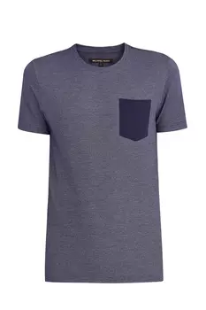 Базовая футболка свободного кроя с контрастным карманом