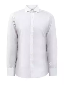 Базовая рубашка приталенного кроя из хлопкового поплина