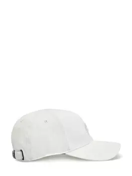 Бейсболка из хлопка с объемной вышивкой в тон