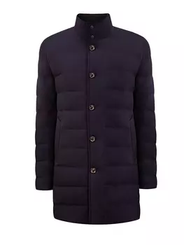 Пуховик в классическом стиле с двухслойной застежкой