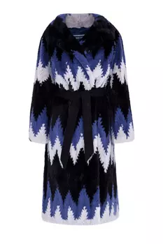 Шуба из меха норки трех цветов, расположенных фигурным орнаментом