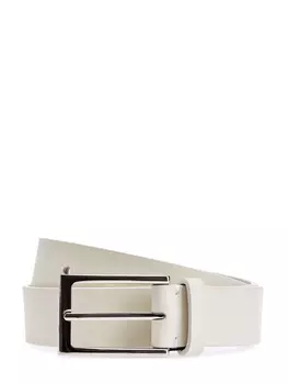 Светлый ремень из кожи с литой пряжкой и тисненым логотипом