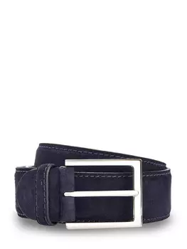 Замшевый ремень с гравированной пряжкой и прострочкой в тон