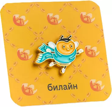Значок «Пчела Базя с шарфом»