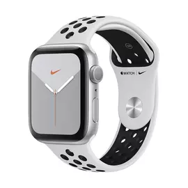 Apple Watch Nike Series 5, 44 мм, алюминий серебристого цвета, спортивный ремешок Nike «чистая платина/чёрный»