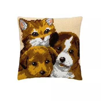 003.225 Подушка Pako 'Два щенка и кот', 40х40 см