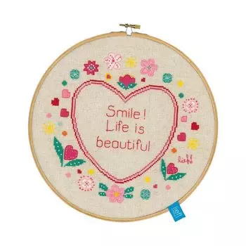 0150920-PN Набор для вышивания Vervaco 'Улыбнись! Жизнь хороша' 24см