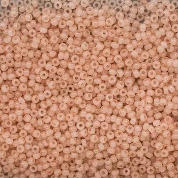 (02211) 331-19001-10/0 Бисер алебастр 10/0, круг.отв., 20гр Preciosa