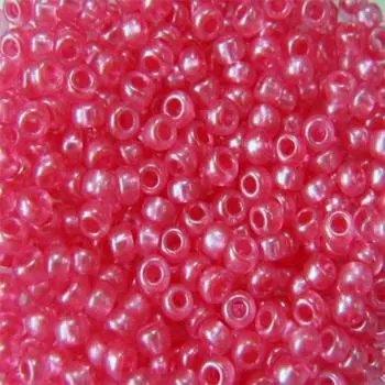 (08398) Бисер прозрачный с перламутр. цвет.центром 10/0, круг.отв., 50г, Preciosa