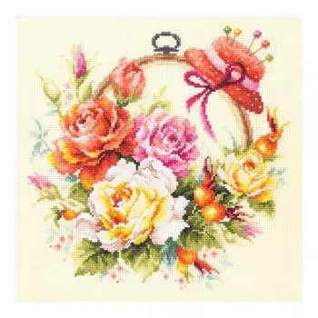 100-122 Набор для вышивания Чудесная игла ' Розы для мастерицы'25*25см