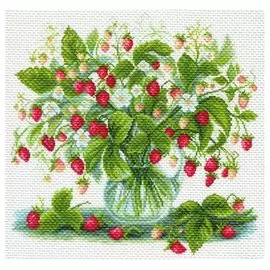 1749 Канва с рисунком 'Матренин Посад' 'Земляничный букет', 41*41 см