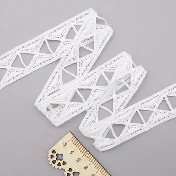 3AR227 Кружево матовое гипюр 3см*13,72м (белый)