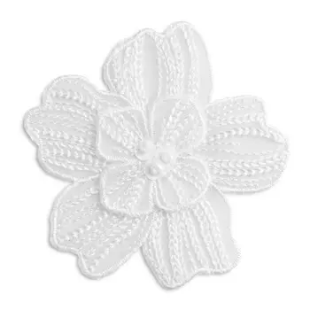 926702 Термоаппликация Цветок празд. бел./блес. Prym