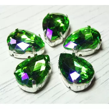 АЦ015НН1318 Хрустальные стразы в цапах формы 'капля', зеленый с покрытием AB 13х18, 3 шт
