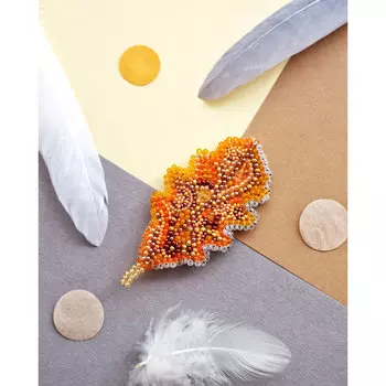 АД-017 Набор для вышивки бисером украшения на натур. художественном холсте Паттернхолст 'Дубовый листочек'4*6,7см