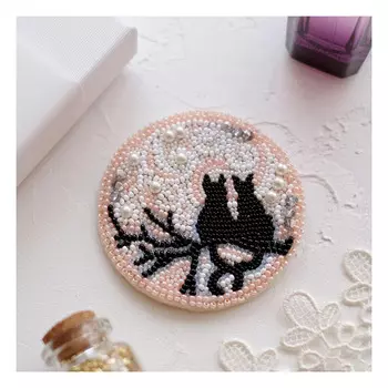 АД-039 Набор для вышивки бисером украшения на натур. художественном холсте 'Лунное свидание'7,0*7,0см