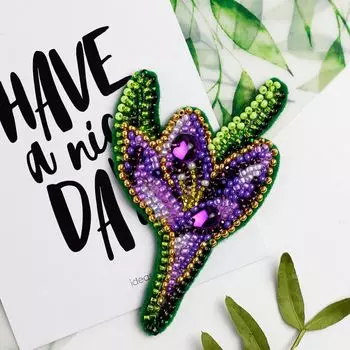 АД-203 Набор для вышивки бисером украшения на натур. художественном холсте 'Крокус' 4,8*8см