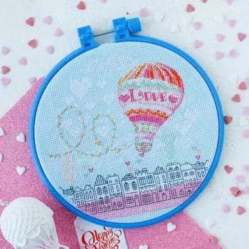 АНМ-033 Набор для вышивания крестом 'Любовь в воздухе' 15*15см