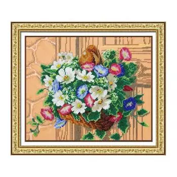 Б1242 Набор для вышивания бисером 'Паутинка' 'Корзинка с вьюнками' 28*34 см