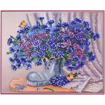 БН-3137 Набор для вышивания бисером Hobby&amp;Pro 'Башмачок с васильками', 35*28 см