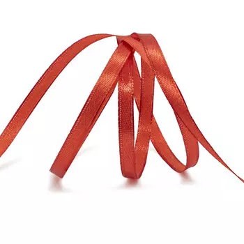 Лента атласная 0,6см*22,86м ( 411001) (025 алый)