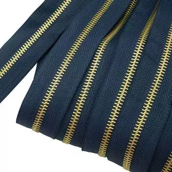 Молния металл рулон. Т5 (звено зол./т. синий) (196 т.синий)