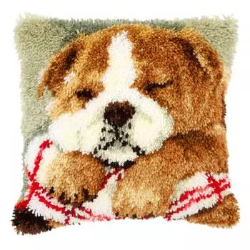 PN-0147788 Подушка (ковровая техника) Vervaco 'Спящий бульдог' 40x40см