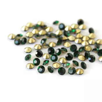 Стразы конусовидные риволи 3,8мм, ss16, 8гр./упак (стекло) (205)