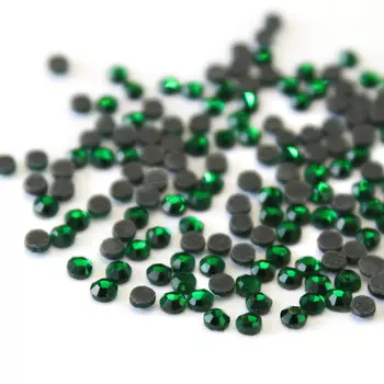 Стразы термоклеевые, 2мм, ss6, 5 гр, Cristyle (115 (205))