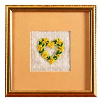 В030 Набор для вышивания бисером 'Веночек'