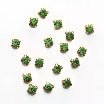 ЗЦ015НН66 Хрустальные стразы в цапах круглые (золото) зеленый 6*6мм, 20 шт/упак Astra&amp;Craft