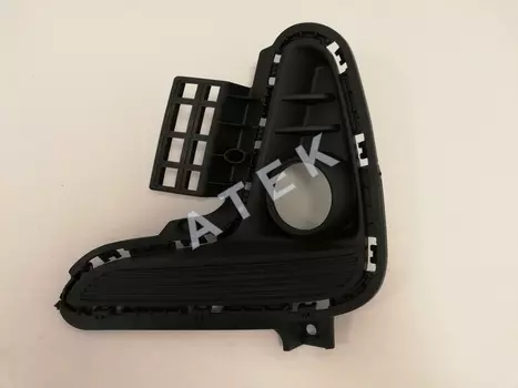 РАМКА ПРОТИВОТУМАННОЙ ФАРЫ ПРАВАЯ