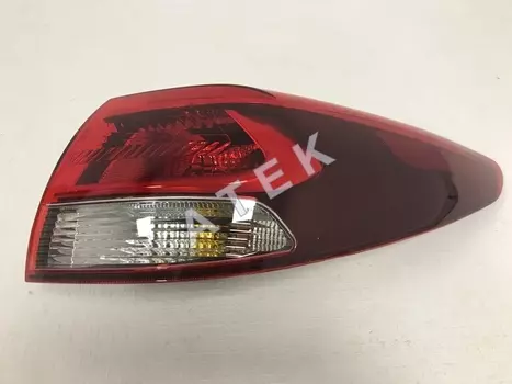 RIO X-LINE 17 Фонарь правый наружний