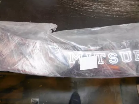 УЦЕНКА, ДЕФЛЕКТОР КАПОТА (ЕВРО КРЕПЕЖ) MITSUBISHI LANCER IX 2003-2007 СЕДАН, ОТСТУТСТВУЕТ КРЕПЛЕНИЕ