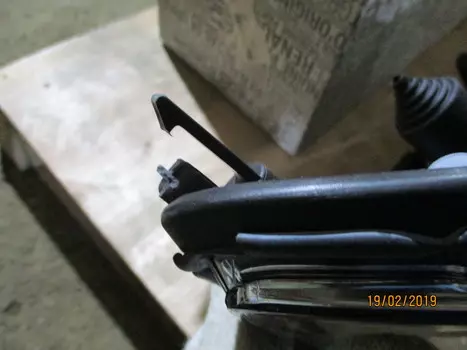 УЦЕНКА, ФАРА ГОЛОВНОГО СВЕТА R RN SANDERO (I) `07-11, СЛОМАНО КРЕПЛЕНИЕ.