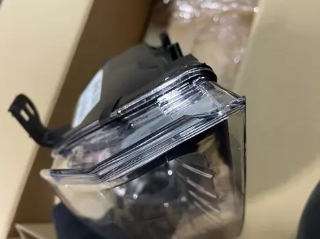 УЦЕНКА, ФАРА ПЕР. ПРАВ.,СКОЛ УГЛА