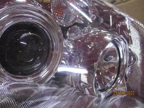 УЦЕНКА, ФАРА ПЕРЕДНЯЯ ПРАВАЯ (ЖЕЛТЫЙ ПОВОРОТНИК),НЕ ЗНАЧИТЕЛЬНЫЕ ПОТЕРТОСТИ