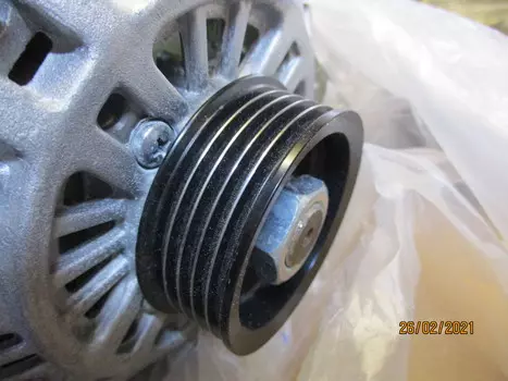 УЦЕНКА, ГЕНЕРАТОР, НЕЗНАЧИТЕЛЬНЫЕ СЛЕДЫ УСТАНОВКИ